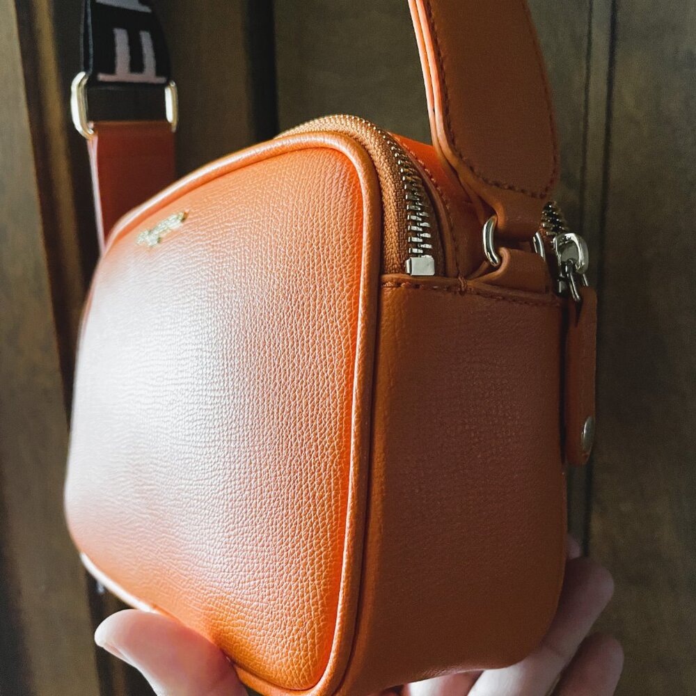 FIRM. RARE KARL Lagerfeld Paris Bag Ginger, Maybelle Crossbody Shoulder Purse - Picture 4 of 15